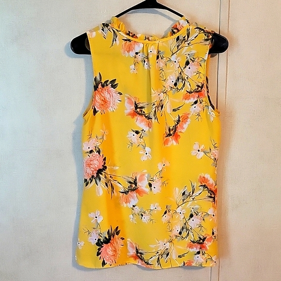 Blouse - Picture 2 of 3